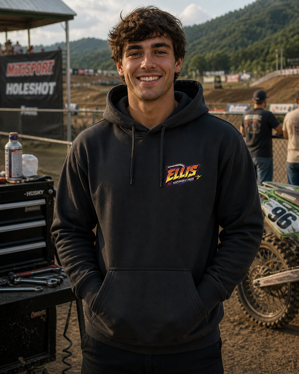 ELLIS HOODIE